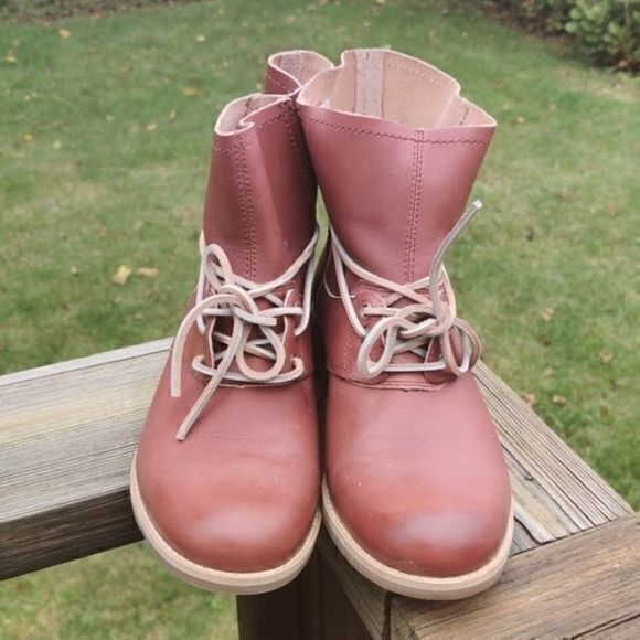 Women's Timberland Boots - Picture 1 of 8